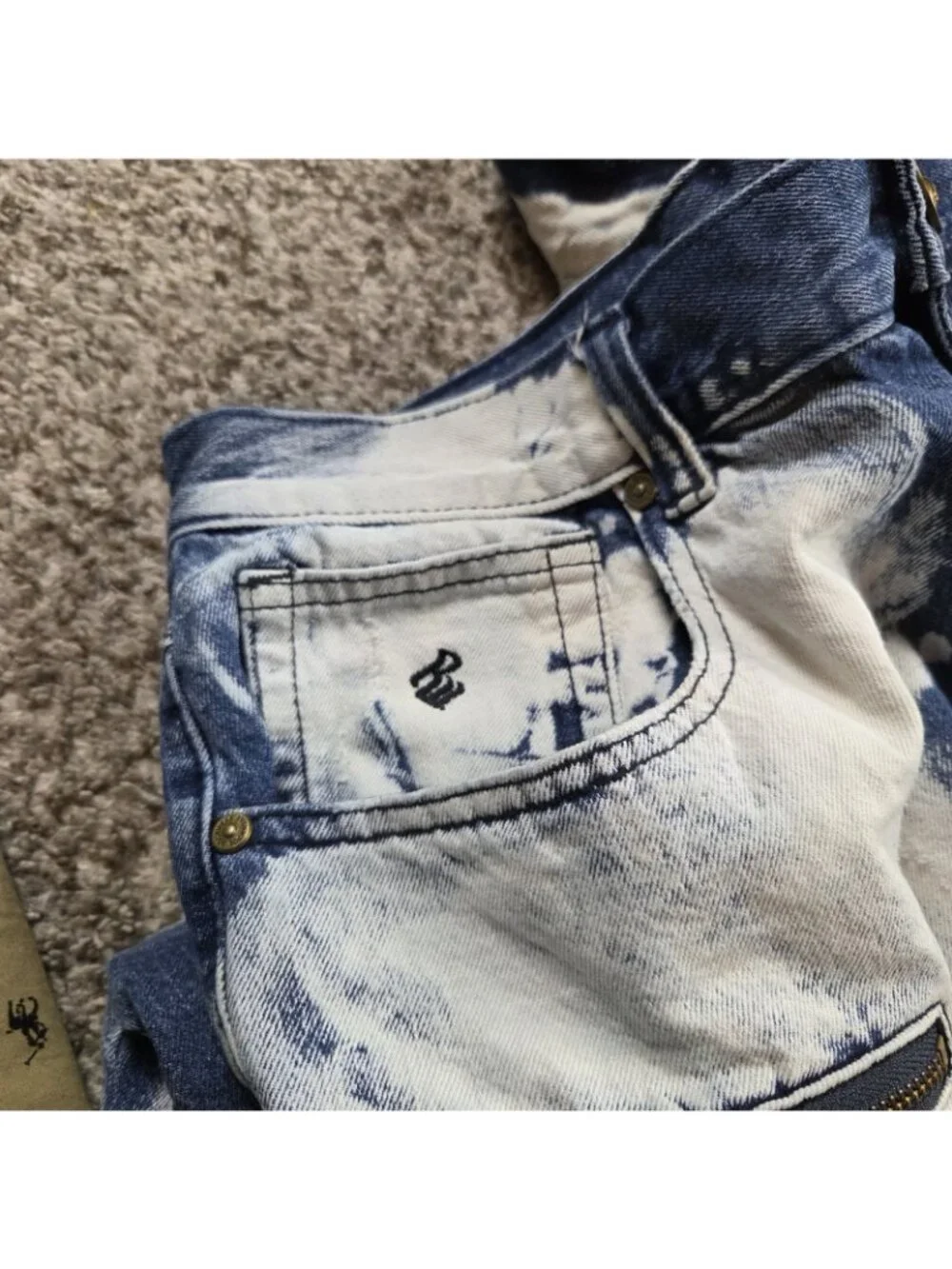 Rocawear Denim Shorts Mens 36 Acid Wash Pockets Distressed Dark Wash